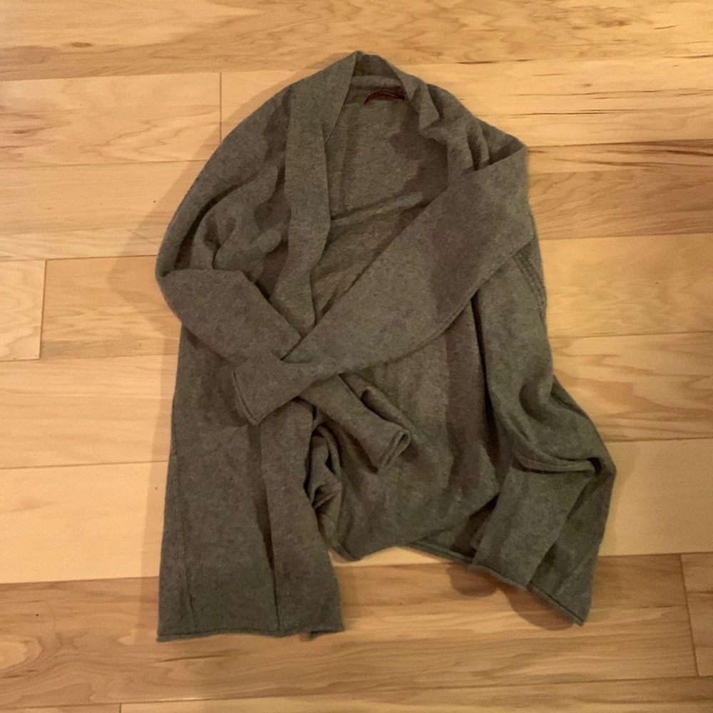 Cashmere sweater